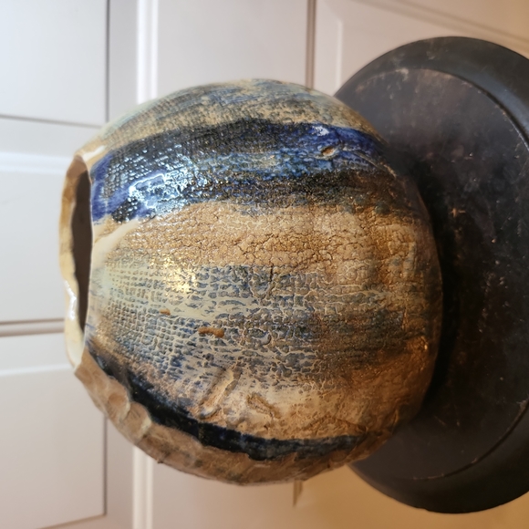 Vintage MCM Hand Thrown Ceramic Bowl 8 1/2"×9 1/2" - Picture 3 of 8